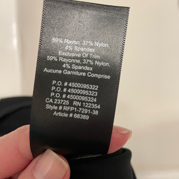 NWT Babaton BILLY skirt from Aritzia. Brand New. Black mid length skirt - Picture 12 of 12